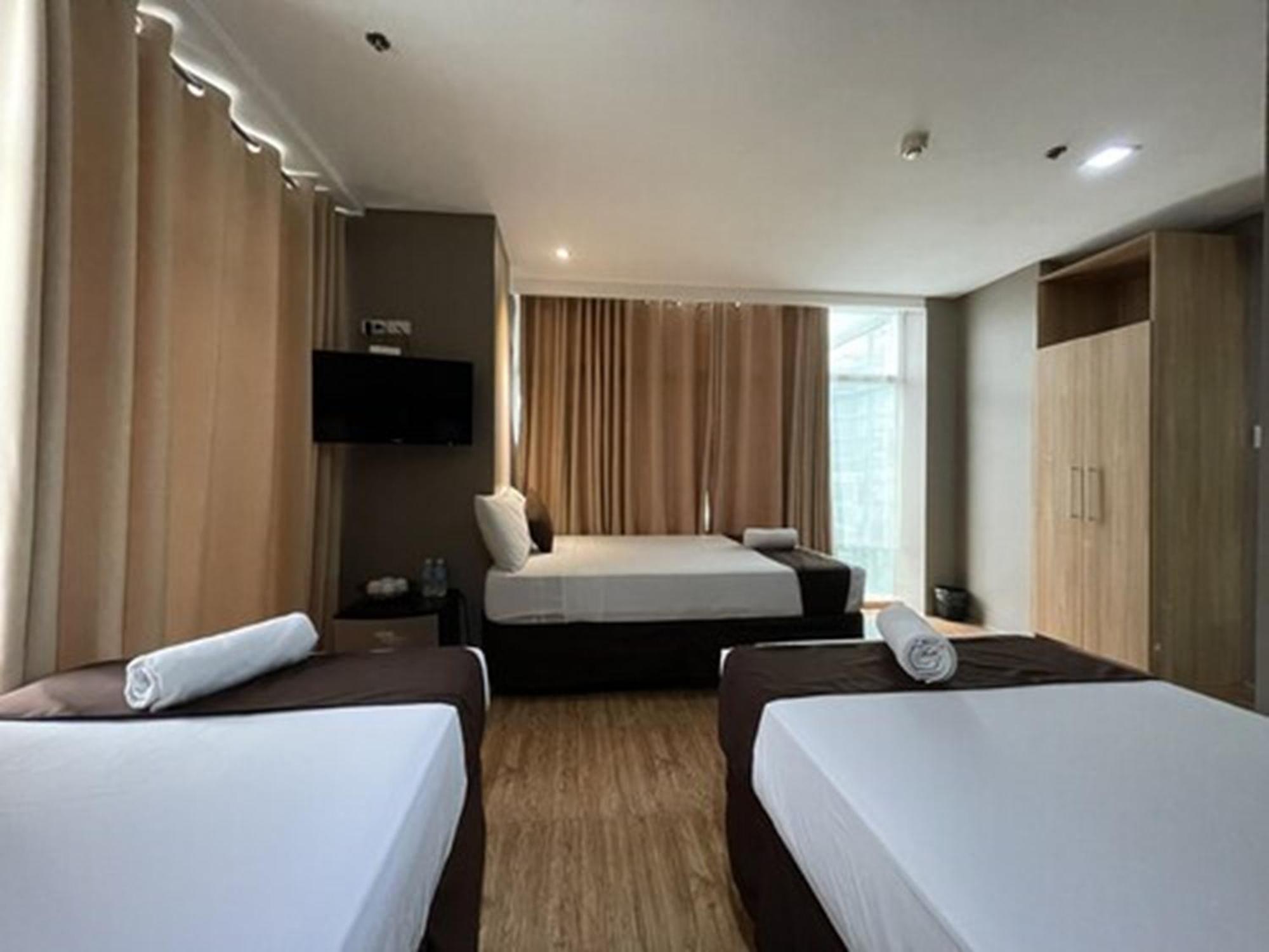 Cebu Capitol Central Hotel & Suites Powered By Cocotel Oda fotoğraf